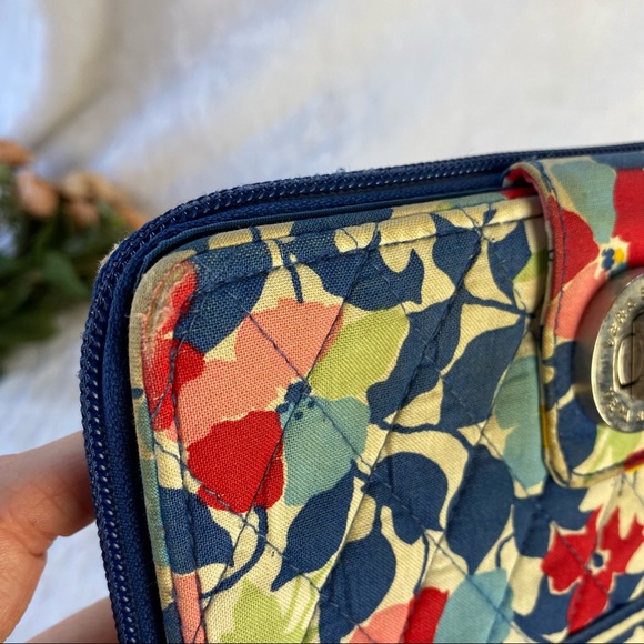 Vera Bradley Blue Yellow Silver Clasp Wallet - Picture 2 of 5